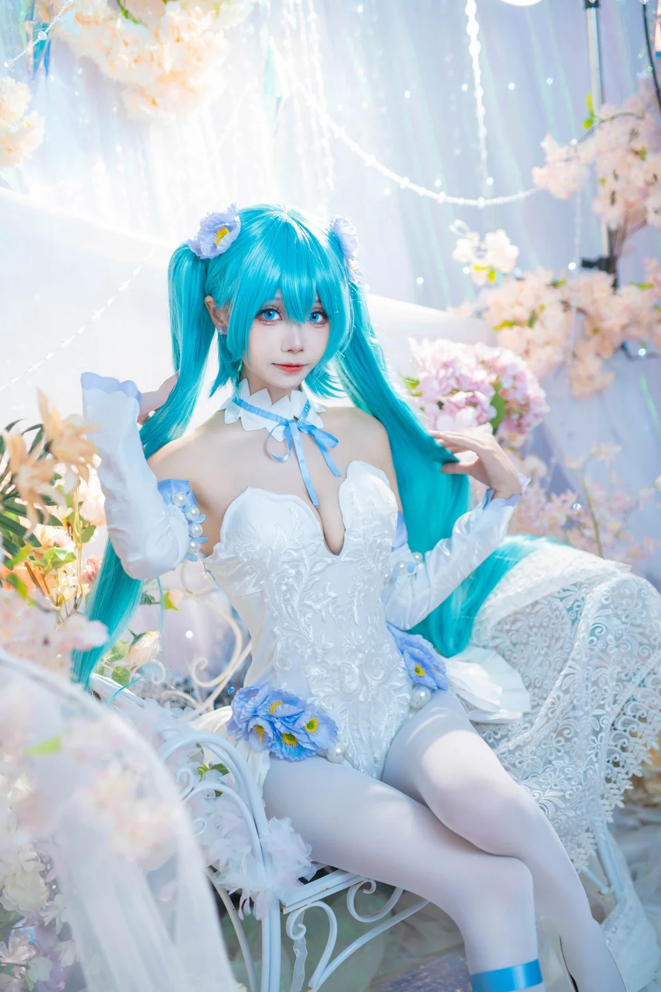 艾西Aiwest - 初音 粉蝶花 [42P] icoser.la (001).webp